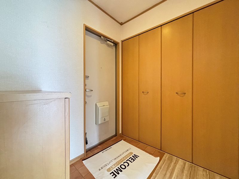ユニフレックス若園 玄関