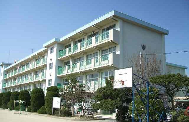 プレミール引野 北九州市立引野小学校