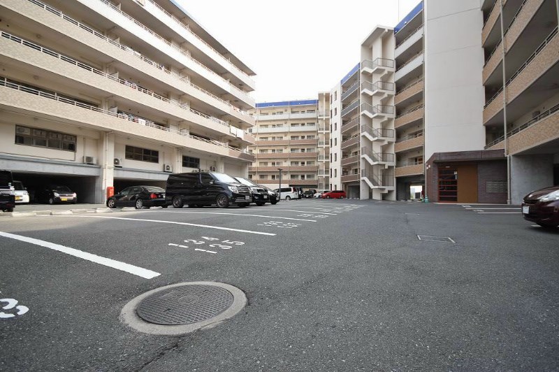ニューガイア四季彩の丘　C棟 駐車場