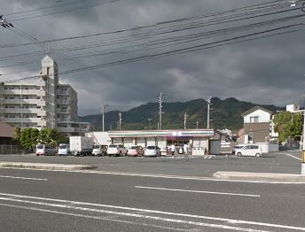 エルメゾン OGURA ｾﾌﾞﾝｲﾚﾌﾞﾝ 福岡苅田尾倉店