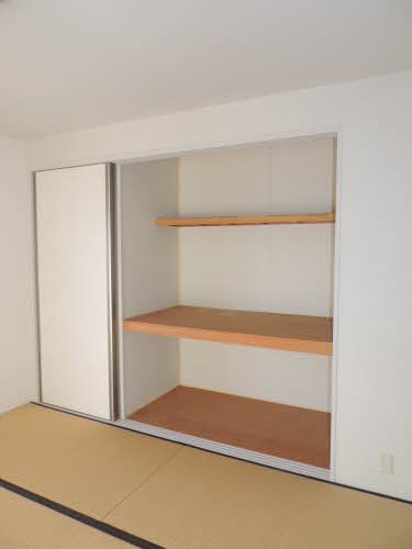 グローブ・たかの　A棟 収納