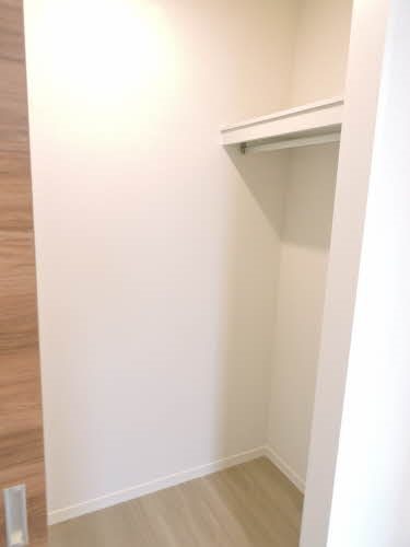 エメラルドタワー　A棟   収納