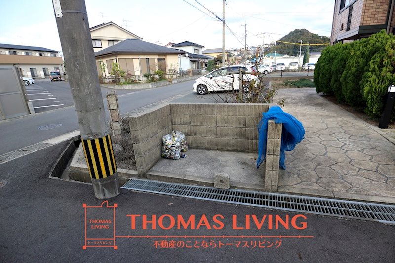 サンスクエア水巻南 A棟  敷地内ゴミ捨て場