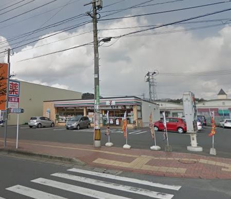 ソフィア長津 ｾﾌﾞﾝｲﾚﾌﾞﾝ 中間駅前店