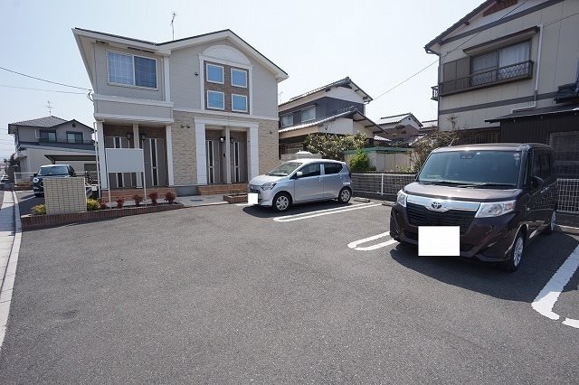 グリーンヒル 駐車場