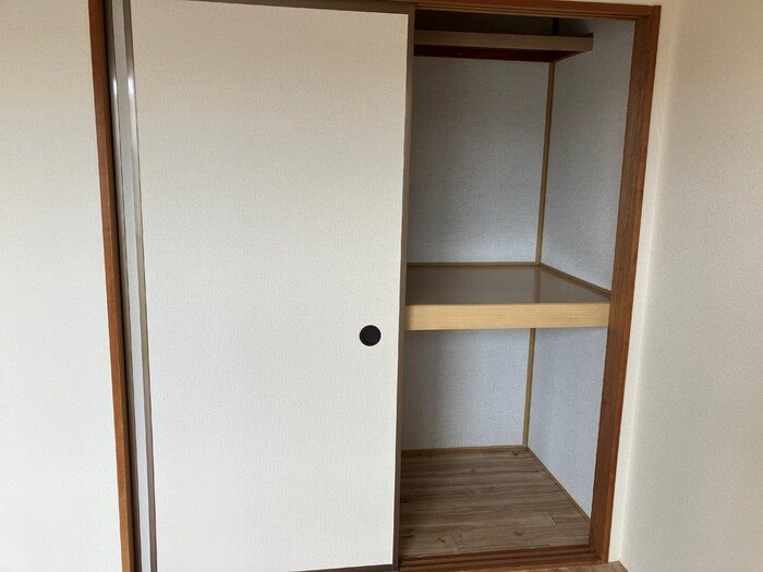 グランディール行橋　A棟 収納