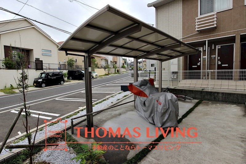 メゾンプランタニエール ドゥ  敷地内駐輪場