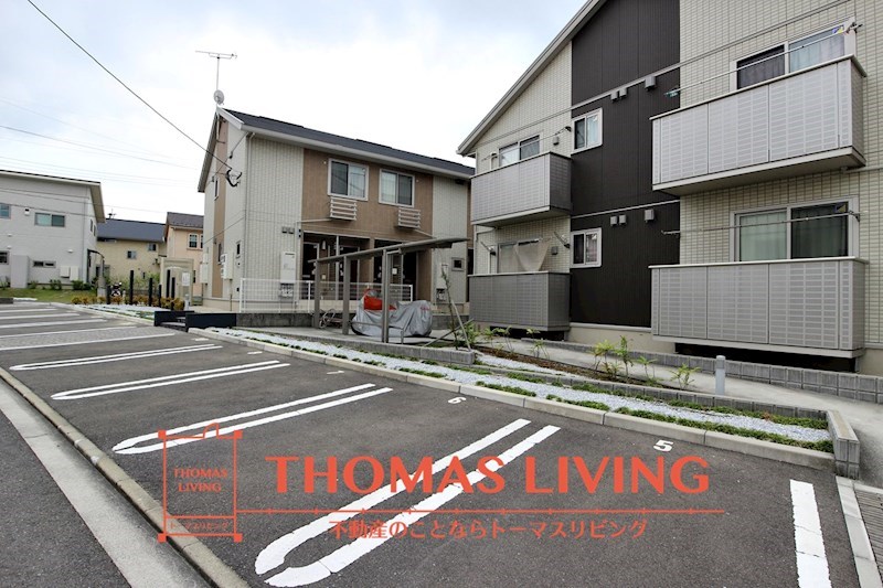 メゾンプランタニエール ドゥ  駐車場