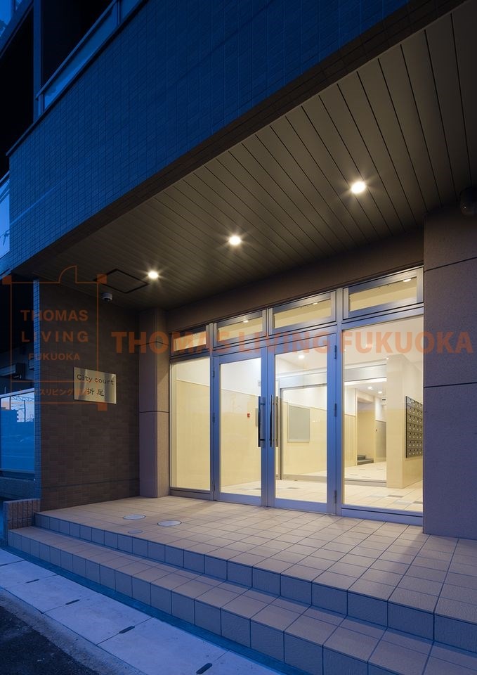 City Court 折尾 南と北にエントランスがあります。