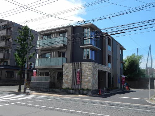シャーメゾン境川 外観