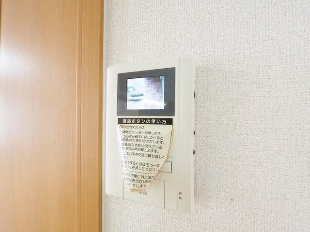 Clair S ※反転画像です。
