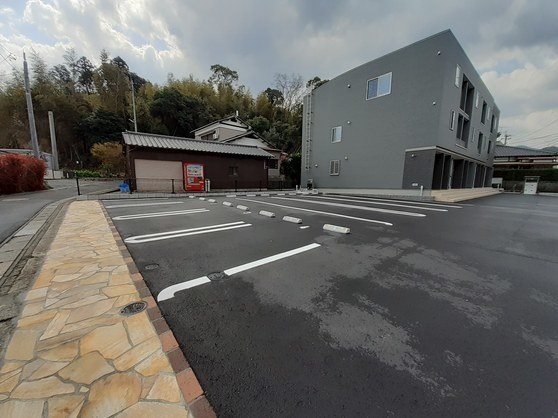 ヴィラルーチェ 　A棟 駐車場