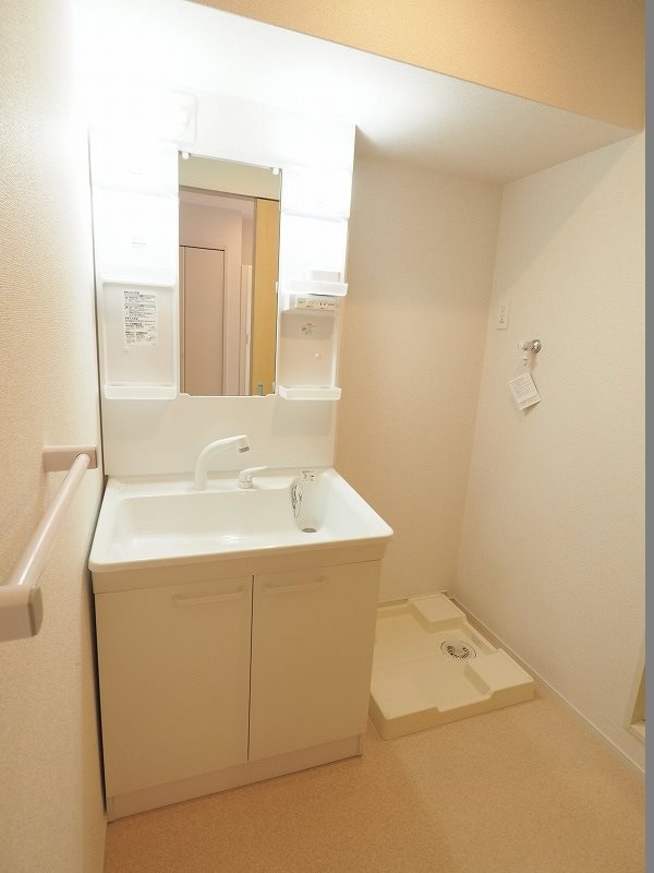 プレアデスⅠ ※別号室の写真です。シャワー付洗面台