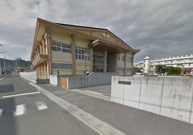 Kフラット　A棟 苅田町立南原小学校