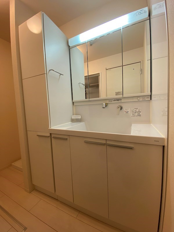 エスポワール祇園Ａ棟 ※別号室の写真です。広い洗面スペース