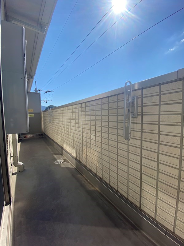 エスポワール祇園Ａ棟 ※別号室の写真です。洗濯物もたっぷり干せます