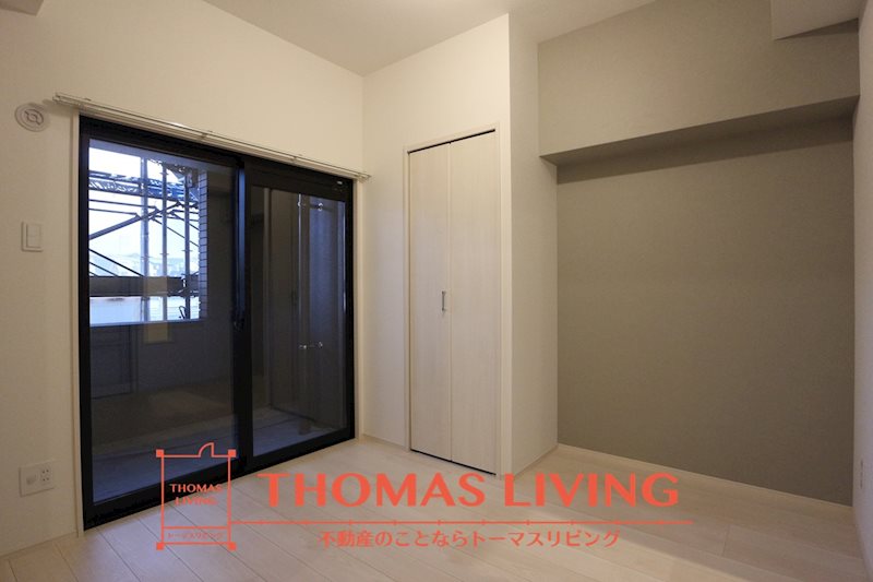 LEGEND157 リビング横の洋室です。