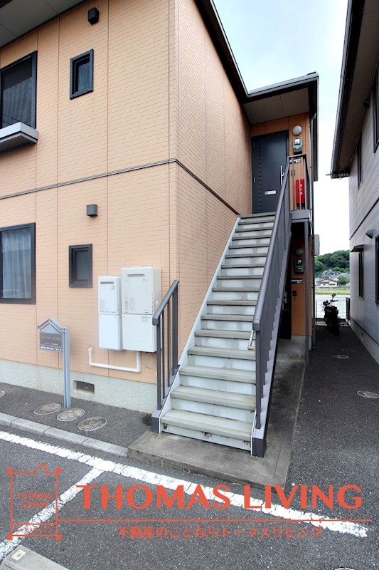 グランドゥール五番館 エントランス
