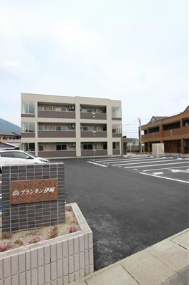 プランタン伊崎 外観