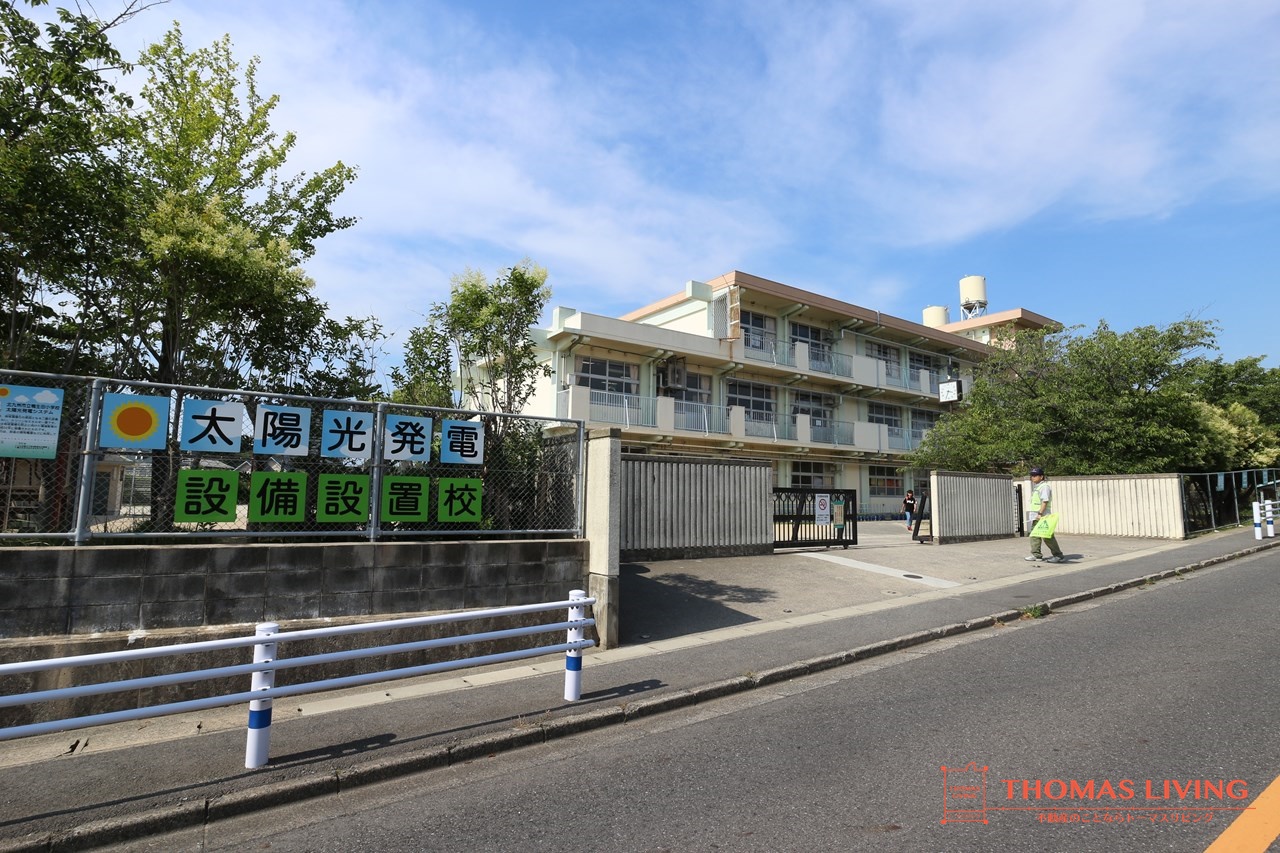 α橘 A棟 北九州市立鴨生田小学校