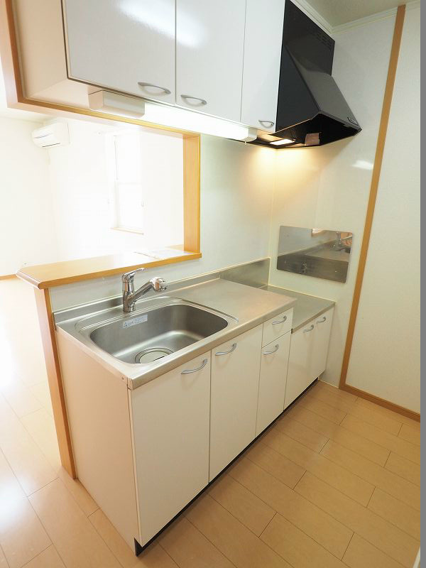 Sone Apartment　Ｂ棟 人気のカウンターキッチンです。