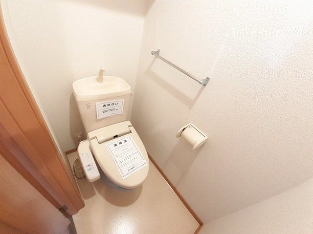 Sone Apartment　Ｂ棟 温水洗浄便座です。