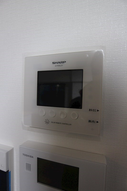 ニューガイアソラーレ下曽根  ※別号室の間取りの違う写真です。