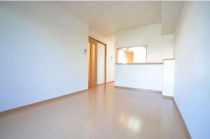 ソレイユ元町Ⅱ A棟 明るいお部屋です。