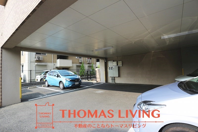 グランドテラスひびきの 駐車場
