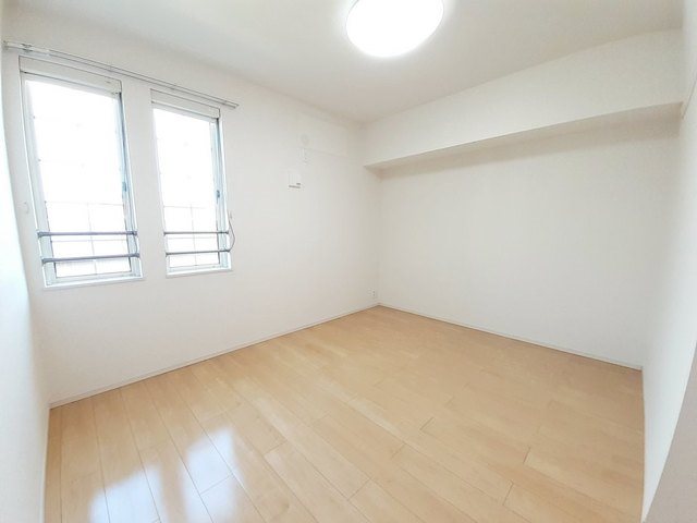 スプリング・外園A ※別号室の写真です。
