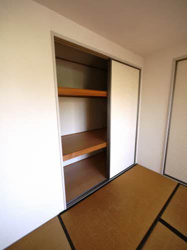 リバービュー　B棟 収納