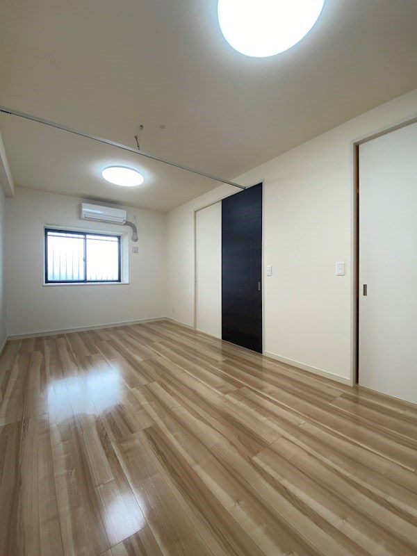 グランドパレスステーションテラス行橋 ベッドも置ける広さです。