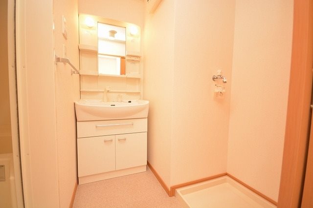 プラスパーⅠ ※同タイプのお部屋の写真になります。