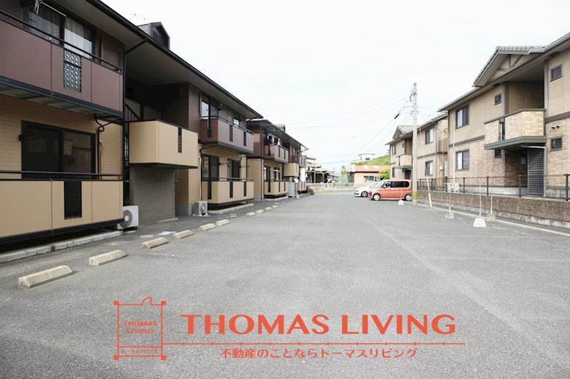 セジュールやつえ A棟 敷地内駐車場