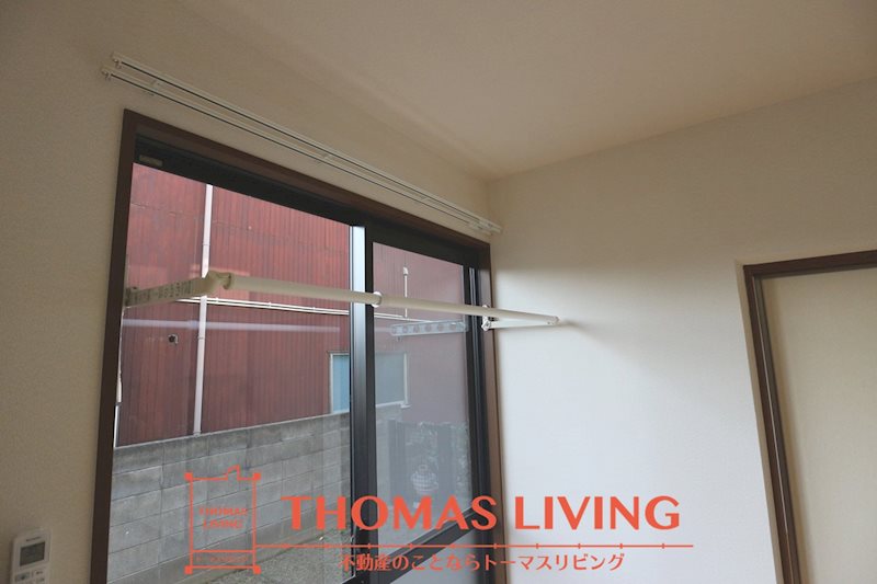 ディアス頃末  室内用の物干しざおです。
