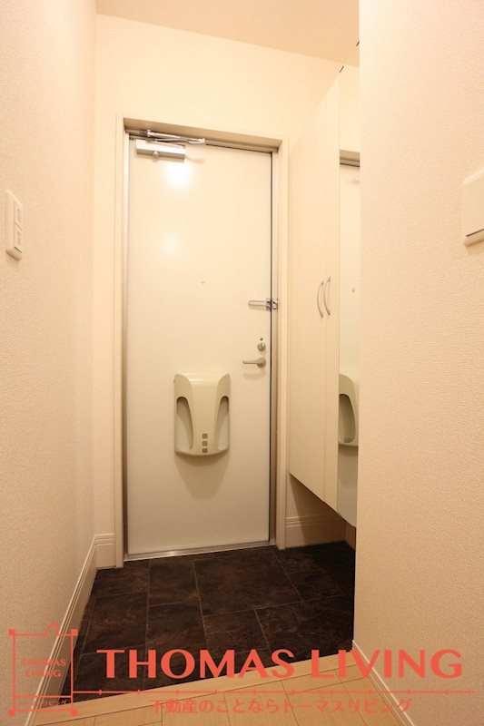 トレス中間壱番館 玄関