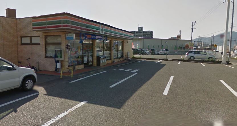 シャーメゾン静  ｾﾌﾞﾝｲﾚﾌﾞﾝ 小倉くさみ店
