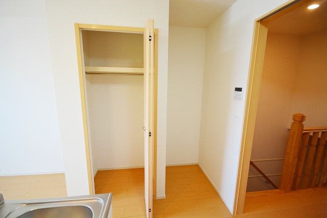 パストラル　レーン　C棟 収納