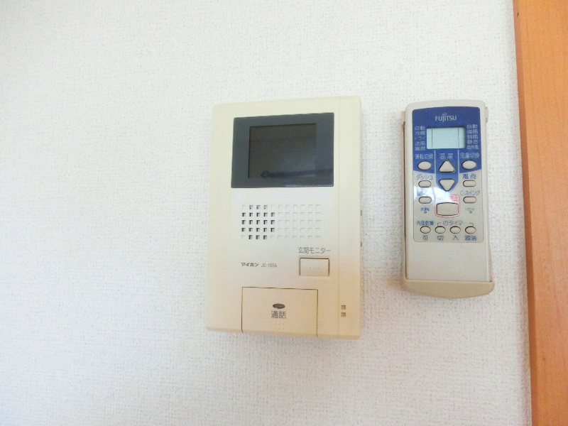 サンレミ葛原 E棟 モニターホンで安心ですね！