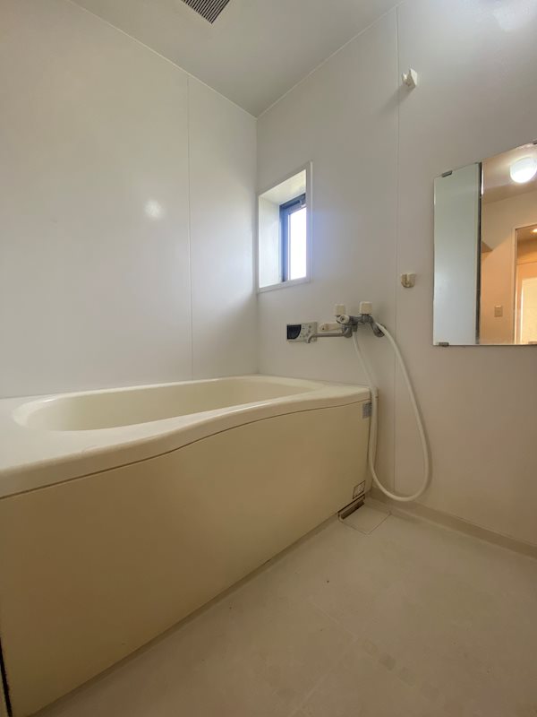 グリーンタウン　E棟 ※別号室の写真です。