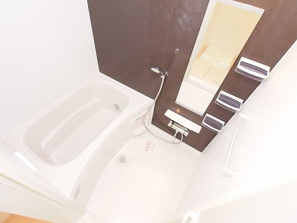 サンデリアーナⅢ　A棟  ※同タイプのお部屋の写真になります。
