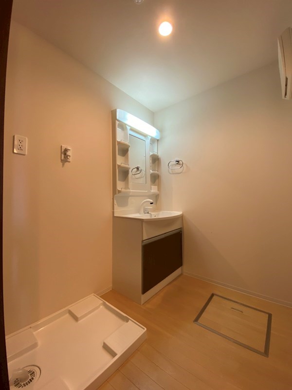 メゾン・ド・クライム  ※別号室の写真です