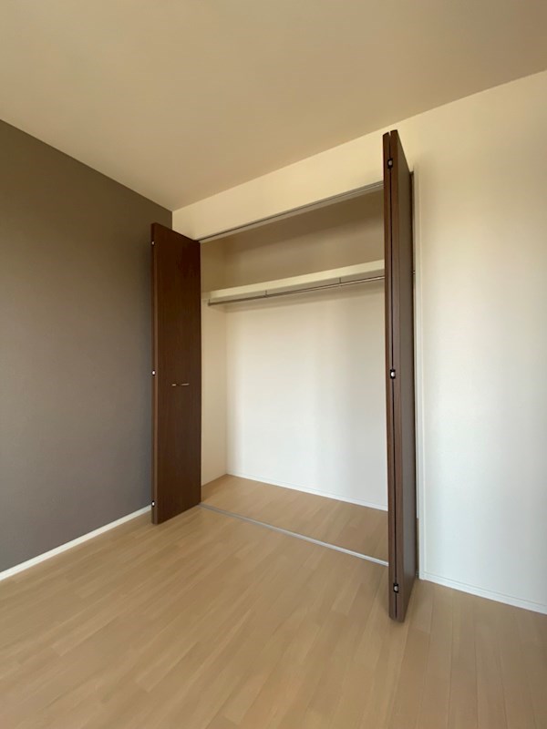 メゾン・ド・クライム  ※別号室の写真です