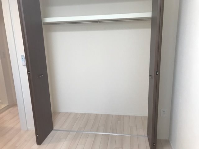 シャイン　ハピネス  収納
