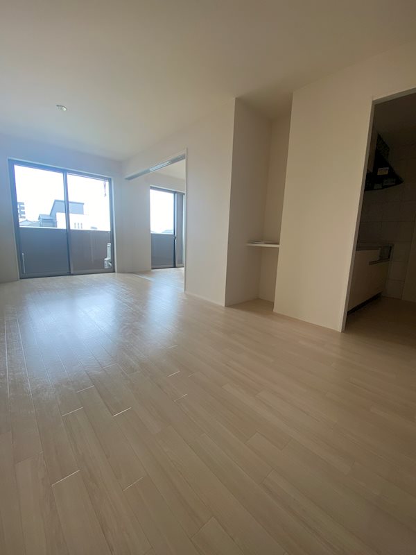 グローリアス行橋Ⅳ  ※別号室の写真です。