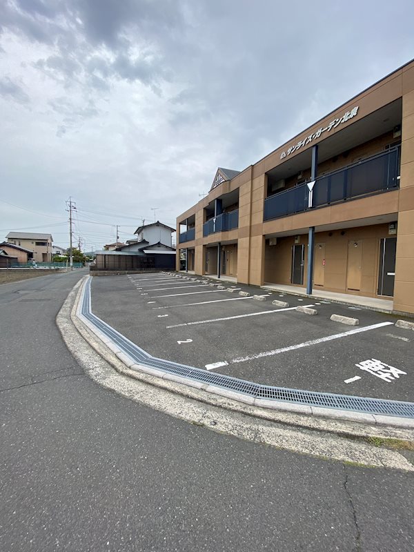 サンライズ・ガーデン北泉 ※別号室の写真です