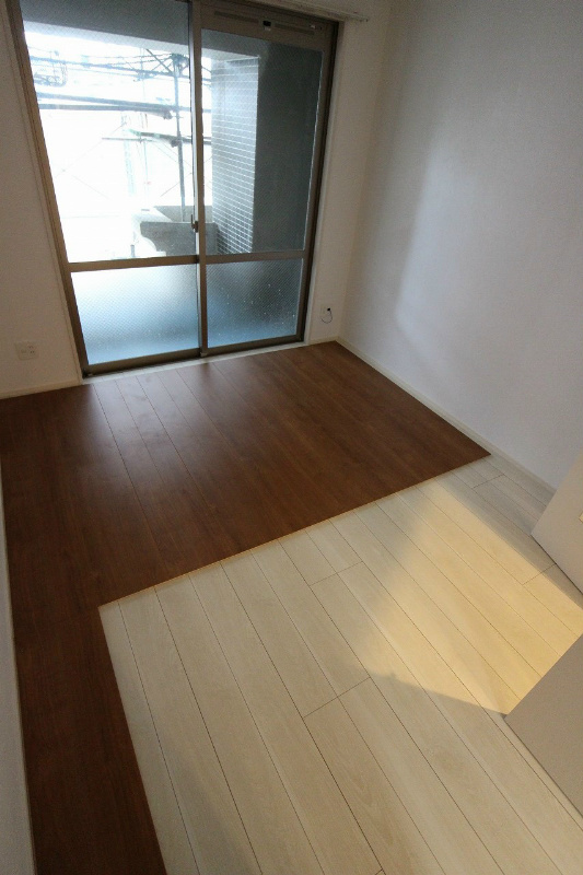 ギャラン竪町 階数によってフローリングの色が変わります