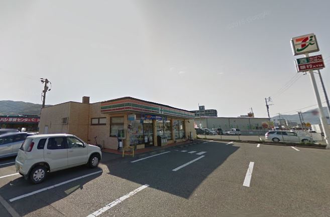クリスタルガーデン Ⅱ ｾﾌﾞﾝｲﾚﾌﾞﾝ 小倉くさみ店