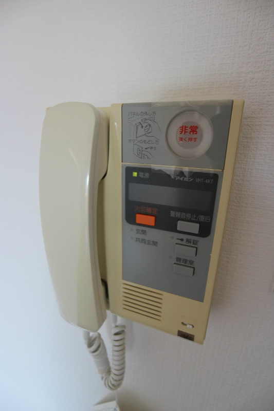 ウイングス片野 Ⅱ オートロック付きなので安心ですね。