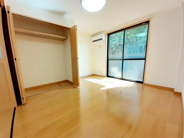ヴィラージュＢ 収納